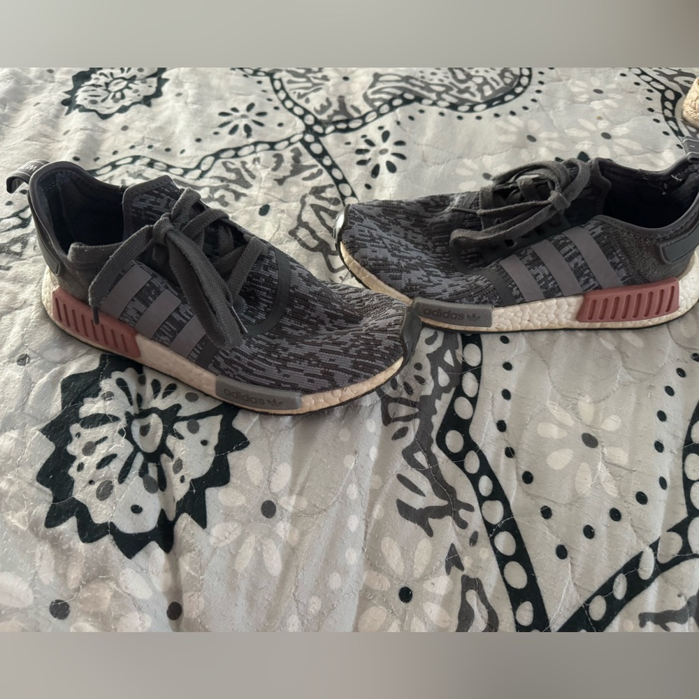 Adidas NMD_R1 PRIMEBLUE SHOES